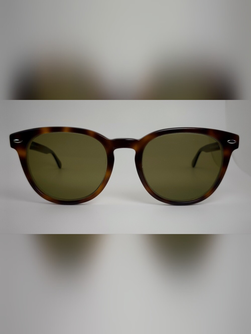 Maeby. Classic Tortoiseshell Men's Frame. Spring Hinge. Round Lens